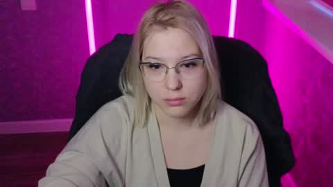 Snapshot of brandy__stars chatting on January 2025 03:08:01 AM Belle online show from January 2025 03:08:01 AM