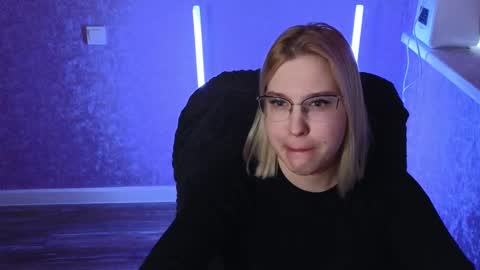 Snapshot of brandy__stars chatting on February 2025 09:13:02 AM Belle online show from February 2025 09:13:02 AM