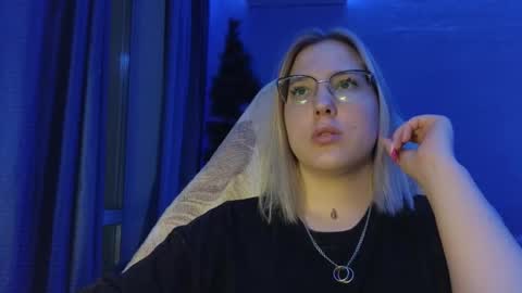 Snapshot of brandy__stars chatting on January 2026 01:58:01 PM Belle online show from January 2026 01:58:01 PM