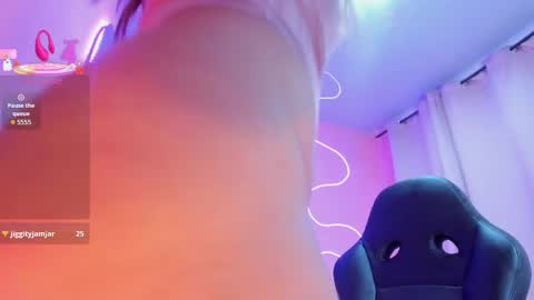 Snapshot of brandy_priscot chatting on April 2026 01:43:02 AM brandy priscot online show from April 2026 01:43:02 AM