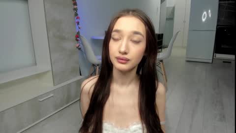 Snapshot of brandylov chatting on December 2024 04:15:01 PM iveta online show from December 2024 04:15:01 PM