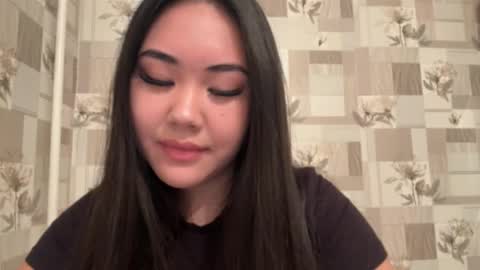 Aypril   online show from September 2025 02:55:02 PM