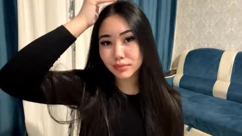 Aypril   online show from November 2025 01:54:02 PM