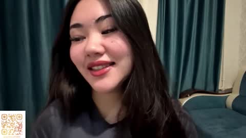 Aypril   online show from November 2025 12:09:02 PM