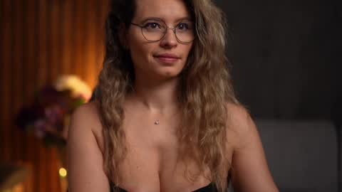 Snapshot of brandywhite chatting on December 2024 04:51:02 AM Alex online show from December 2024 04:51:02 AM