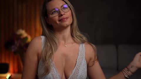 Snapshot of brandywhite chatting on February 2025 04:36:01 AM Alex online show from February 2025 04:36:01 AM