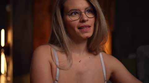 Snapshot of brandywhite chatting on February 2025 04:58:01 AM Alex online show from February 2025 04:58:01 AM