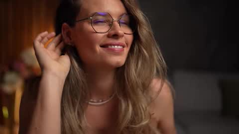 Snapshot of brandywhite chatting on November 2025 05:07:01 AM Alex online show from November 2025 05:07:01 AM