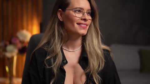 Snapshot of brandywhite chatting on December 2025 05:37:02 AM Alex online show from December 2025 05:37:02 AM