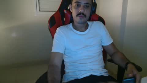 Snapshot of brasilianonca chatting on May 2026 02:53:02 AM brasilianonca online show from May 2026 02:53:02 AM