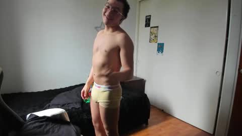 Snapshot of bratb0y chatting on March 2025 01:06:02 PM Austin summer online show from March 2025 01:06:02 PM