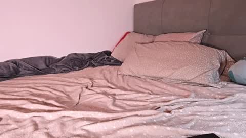 Annie online show from January 2025 10:02:01 PM