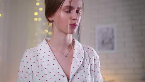 Snapshot of brave_journey chatting on March 2025 07:32:02 PM Eli online show from March 2025 07:32:02 PM