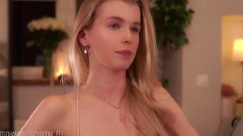 Snapshot of brave_journey chatting on September 2025 08:08:02 PM Eli online show from September 2025 08:08:02 PM