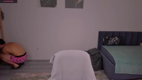 Johny Bravo online show from December 2024 06:32:02 AM