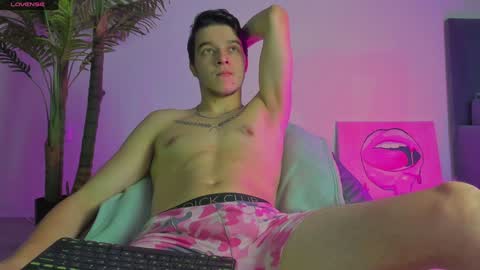 Johny Bravo online show from December 2024 08:36:02 PM