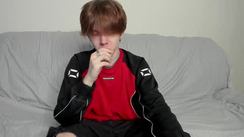 Snapshot of braxiboy chatting on December 2024 07:37:01 AM Brax online show from December 2024 07:37:01 AM