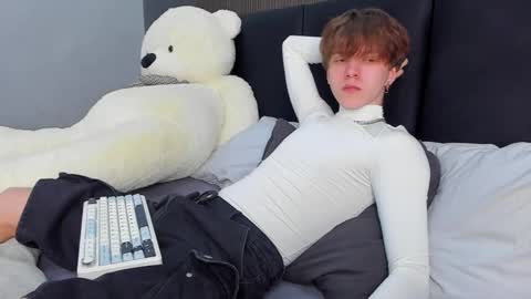 Snapshot of braxiboy chatting on February 2025 09:21:01 AM Brax online show from February 2025 09:21:01 AM