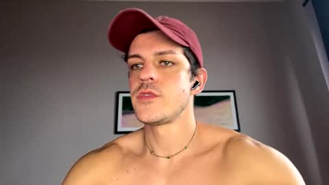 braziliangoodboy online show from May 2026 07:10:02 PM