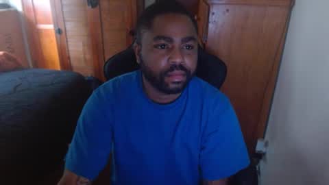 Breadw1nnah online show from September 2025 04:40:01 PM