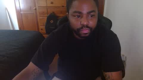 Breadw1nnah online show from October 2025 07:58:02 PM