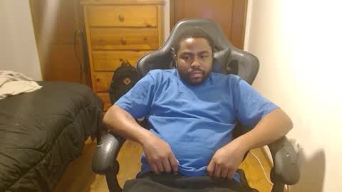 Breadw1nnah online show from November 2025 03:17:01 AM