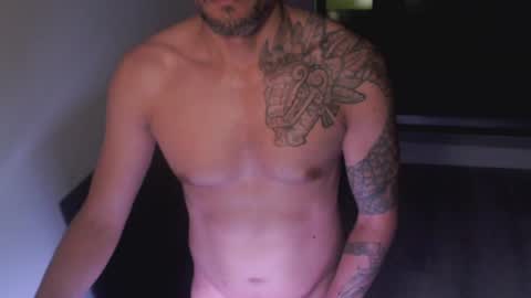 Snapshot of break_dusk chatting on June 2026 04:01:01 AM break_dusk online show from June 2026 04:01:01 AM