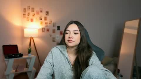 Snapshot of breakfastwithflowers chatting on March 2026 10:15:01 PM Rachel online show from March 2026 10:15:01 PM