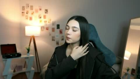 Snapshot of breakfastwithflowers chatting on April 2026 07:30:02 PM Rachel online show from April 2026 07:30:02 PM