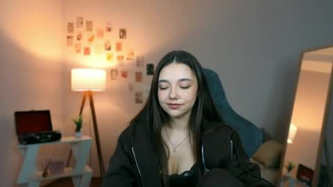 Snapshot of breakfastwithflowers chatting on April 2026 08:09:02 PM Rachel online show from April 2026 08:09:02 PM