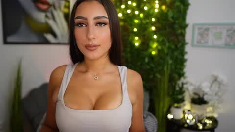 Snapshot of bree__morgan chatting on September 2025 01:44:02 PM Bree online show from September 2025 01:44:02 PM