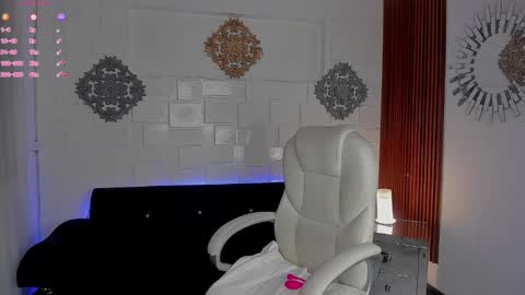 Breex online show from January 2025 11:19:01 PM