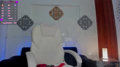 Breex online show from February 2025 11:41:02 PM