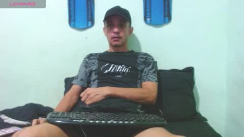 Snapshot of breinerxxlhot chatting on November 2025 06:56:02 PM Breiner online show from November 2025 06:56:02 PM