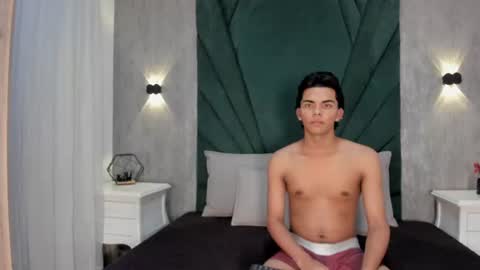Snapshot of brenda_n_stevenn chatting on June 2026 09:14:01 PM Brenda and Stevenn online show from June 2026 09:14:01 PM