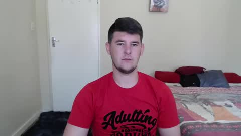 Snapshot of brendansexyboy098754 chatting on December 2024 09:01:01 AM ask me lol online show from December 2024 09:01:01 AM