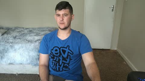 Snapshot of brendansexyboy098754 chatting on January 2025 08:52:01 AM ask me lol online show from January 2025 08:52:01 AM