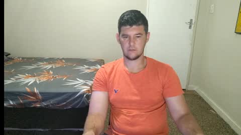 Snapshot of brendansexyboy098754 chatting on January 2025 02:39:01 AM ask me lol online show from January 2025 02:39:01 AM