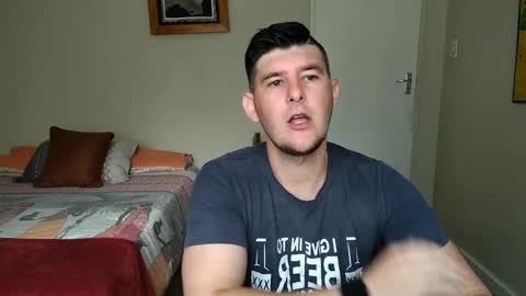 Snapshot of brendansexyboy098754 chatting on February 2025 09:43:02 AM ask me lol online show from February 2025 09:43:02 AM