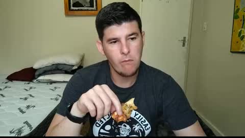 Snapshot of brendansexyboy098754 chatting on March 2025 09:49:01 AM ask me lol online show from March 2025 09:49:01 AM