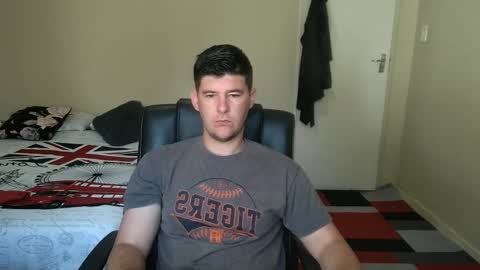 Snapshot of brendansexyboy098754 chatting on October 2025 05:54:02 AM ask me lol online show from October 2025 05:54:02 AM