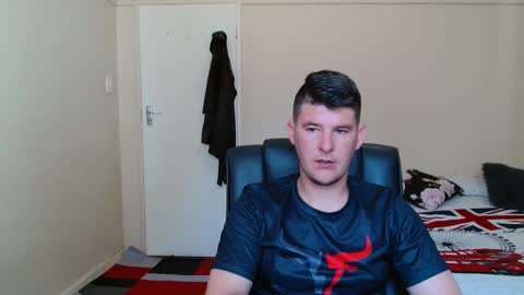 Snapshot of brendansexyboy098754 chatting on October 2025 08:11:02 AM ask me lol online show from October 2025 08:11:02 AM