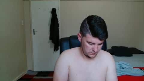 Snapshot of brendansexyboy098754 chatting on November 2025 05:01:02 AM ask me lol online show from November 2025 05:01:02 AM