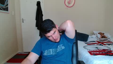 Snapshot of brendansexyboy098754 chatting on February 2026 08:51:01 AM ask me lol online show from February 2026 08:51:01 AM