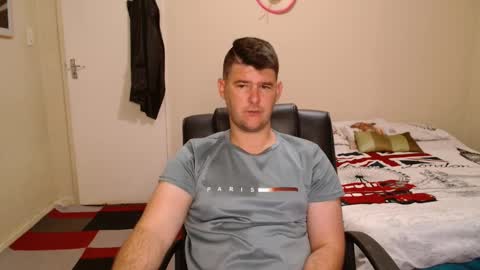 Snapshot of brendansexyboy098754 chatting on March 2026 04:20:02 AM ask me lol online show from March 2026 04:20:02 AM