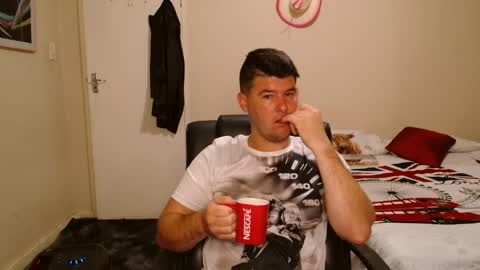 Snapshot of brendansexyboy098754 chatting on April 2026 03:04:02 AM ask me lol online show from April 2026 03:04:02 AM