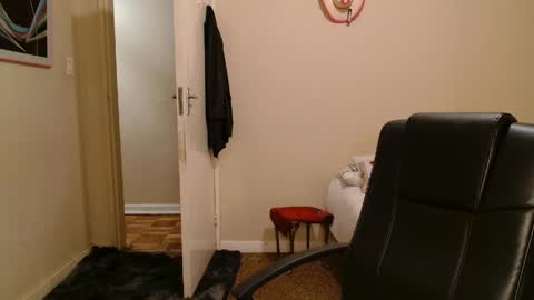 Snapshot of brendansexyboy098754 chatting on April 2026 02:55:01 AM ask me lol online show from April 2026 02:55:01 AM