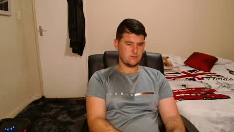 Snapshot of brendansexyboy098754 chatting on April 2026 03:33:02 AM ask me lol online show from April 2026 03:33:02 AM