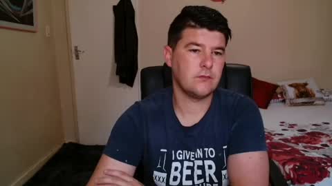 Snapshot of brendansexyboy098754 chatting on April 2026 05:24:01 AM ask me lol online show from April 2026 05:24:01 AM