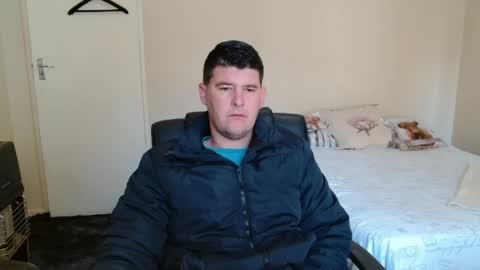 Snapshot of brendansexyboy098754 chatting on May 2026 07:04:02 AM ask me lol online show from May 2026 07:04:02 AM